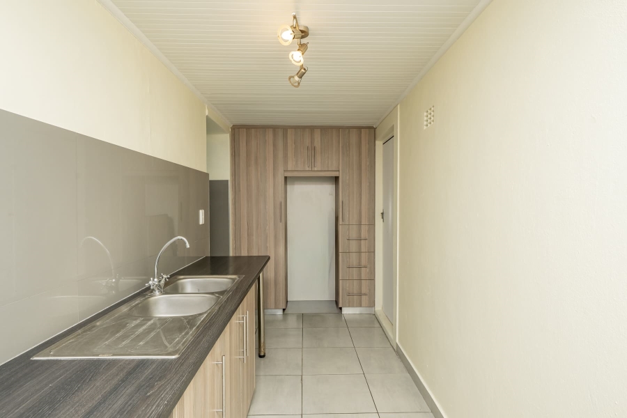 3 Bedroom Property for Sale in Protea Village Western Cape